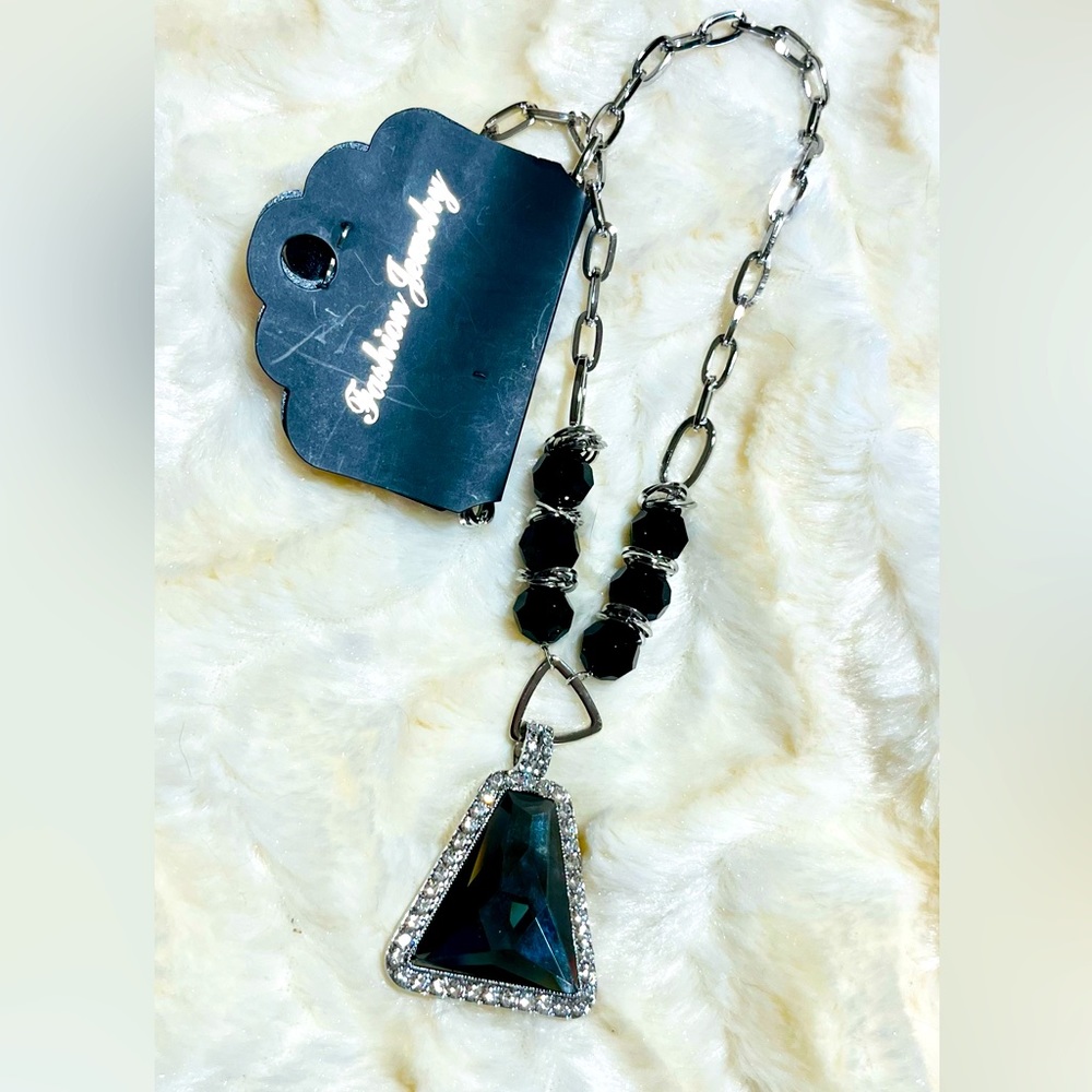 New silver and black stone necklace